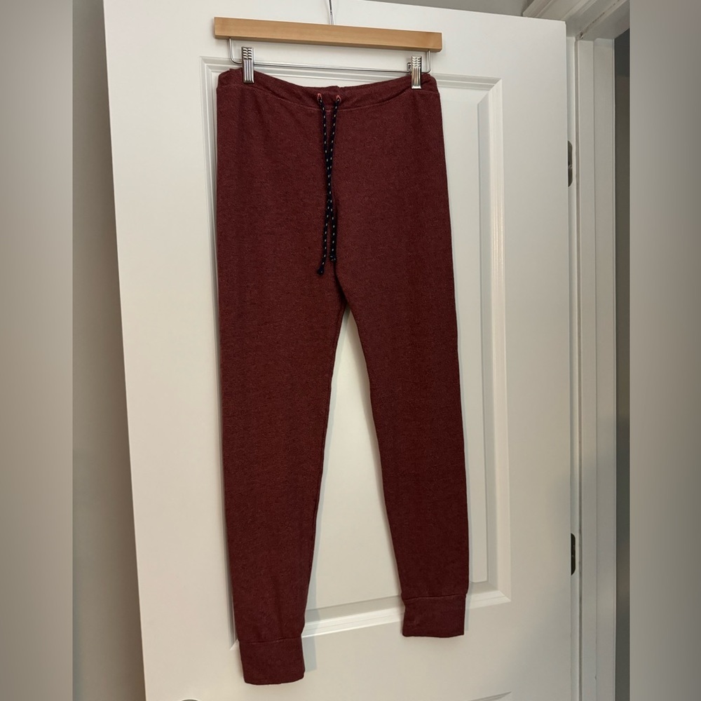 NWOT Sundry Magenta Red Wine Jogger Sweatpants Size 3 Medium